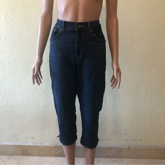 Levi’s Jeans Denim Capri Women’s Size 10 Blue Classic Pants Elastic Waist Cargo - Picture 1 of 16